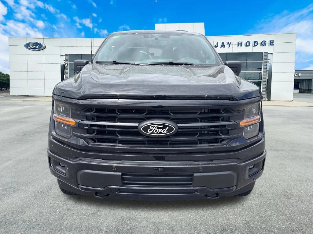 New 2026 Black Ford XLT image 9