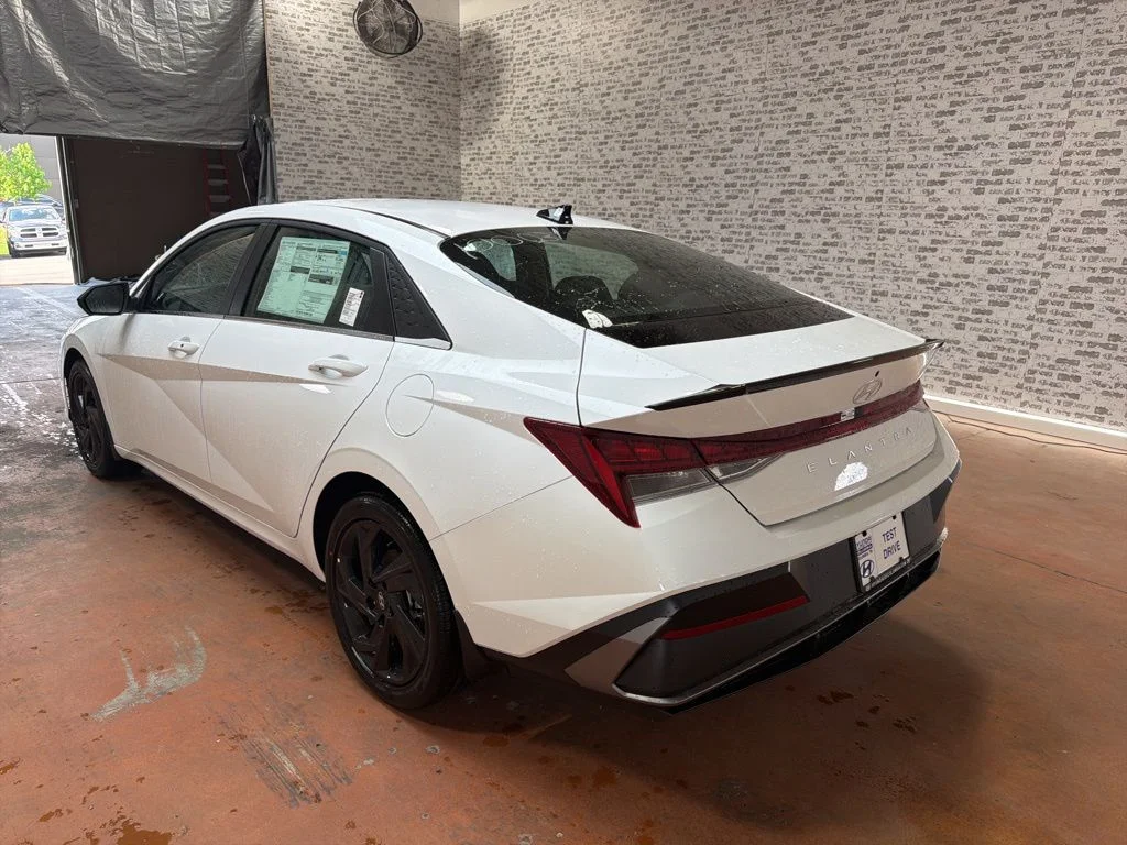 New 2026 Serenity White Hyundai SEL Sport image 5