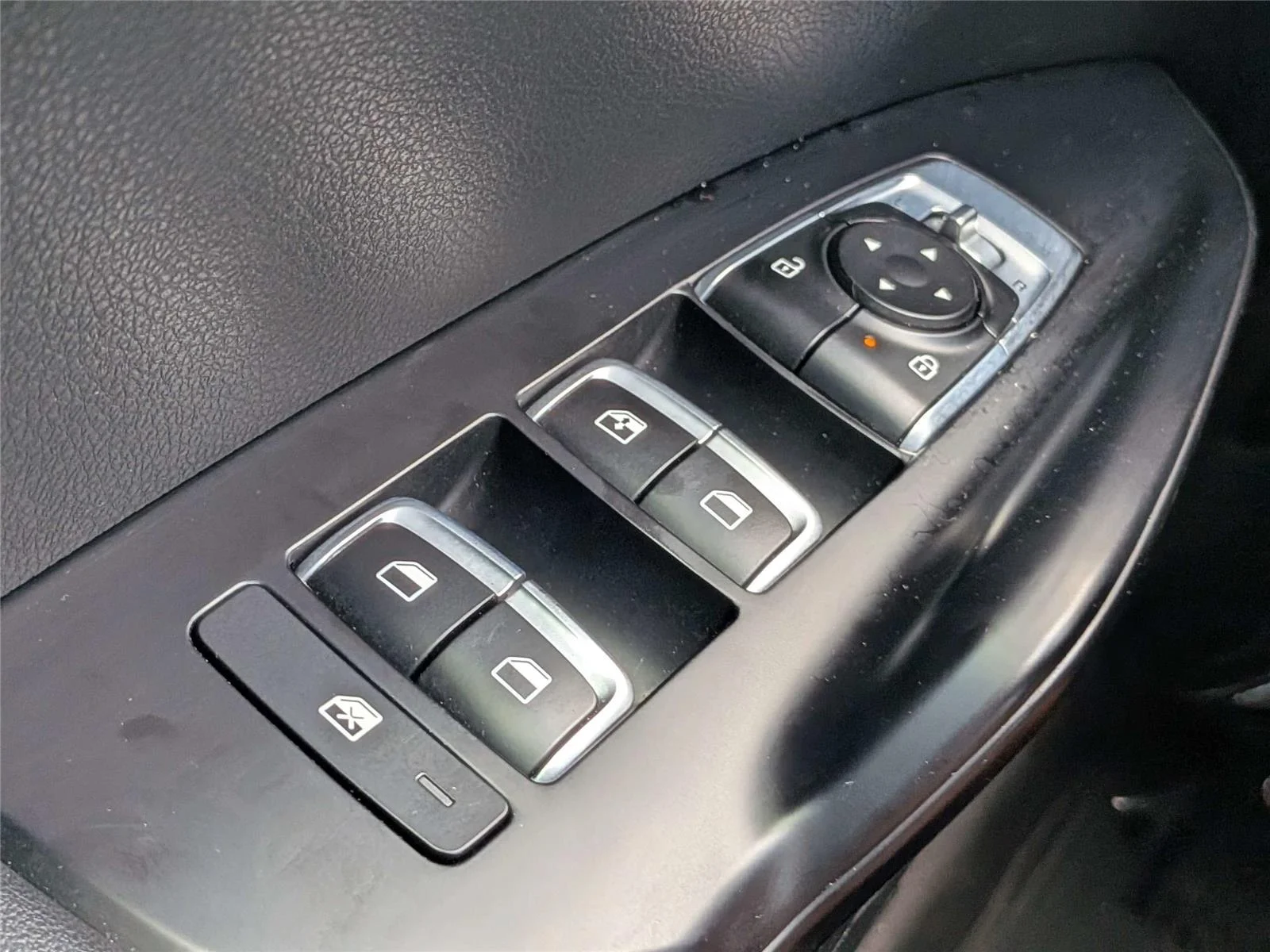 Used 2023 Black Kia GT-Line image 22
