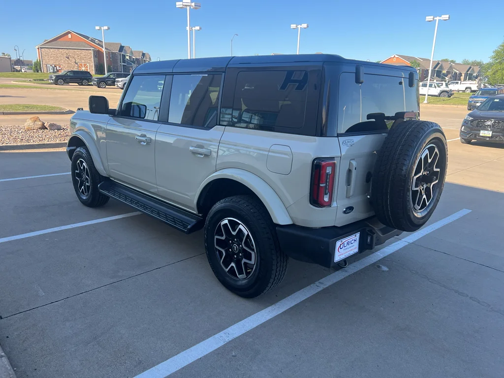 Used 2025 Desert Sand Ford Outer Banks image 6