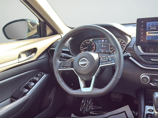 Certified Used 2024 White Nissan 2.0 SR image 38