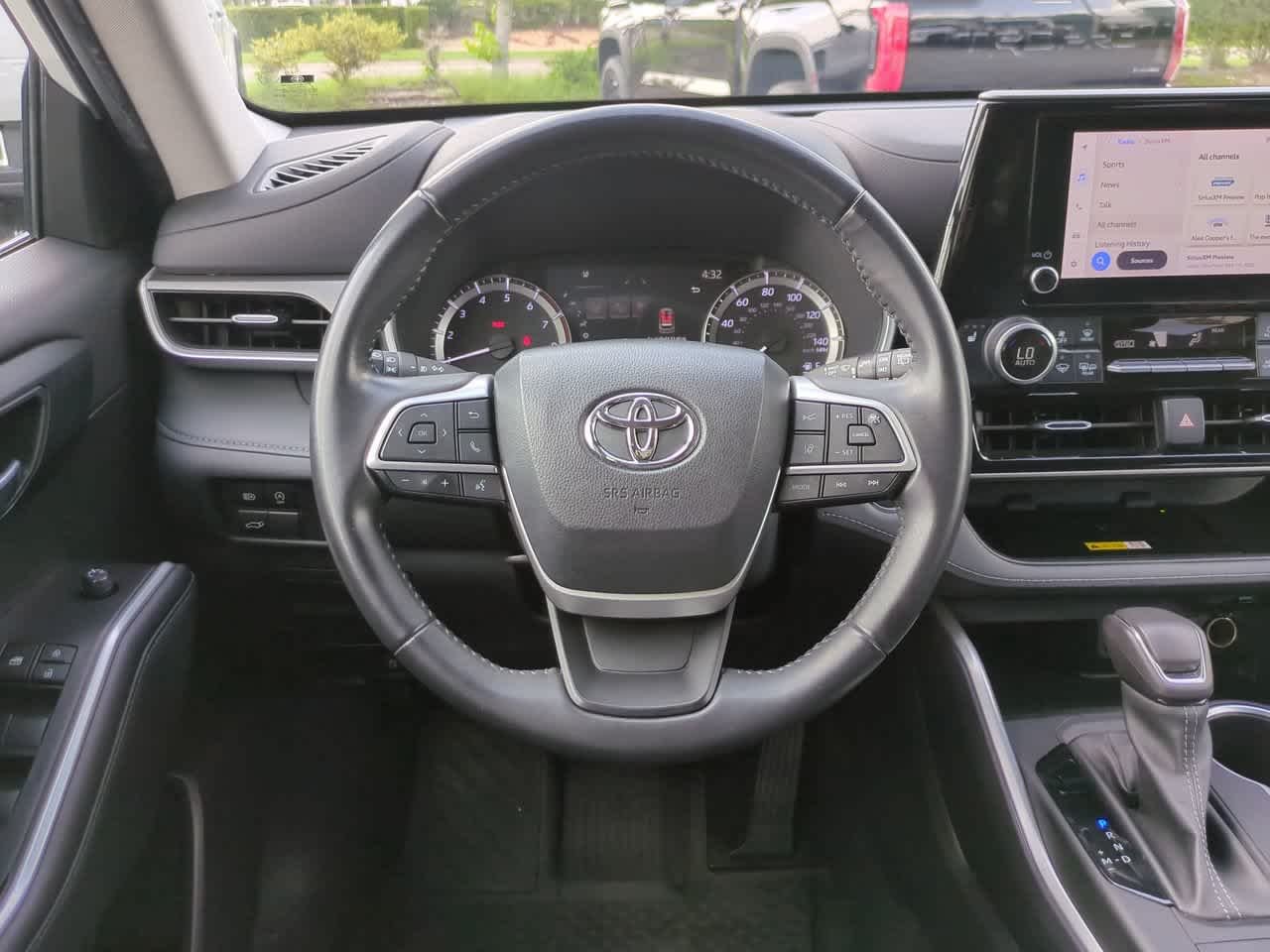 Used 2023 Wind Chill Pearl Toyota XLE image 16