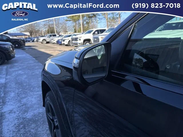 Used 2024  Mercedes-Benz GLS 450 image 12