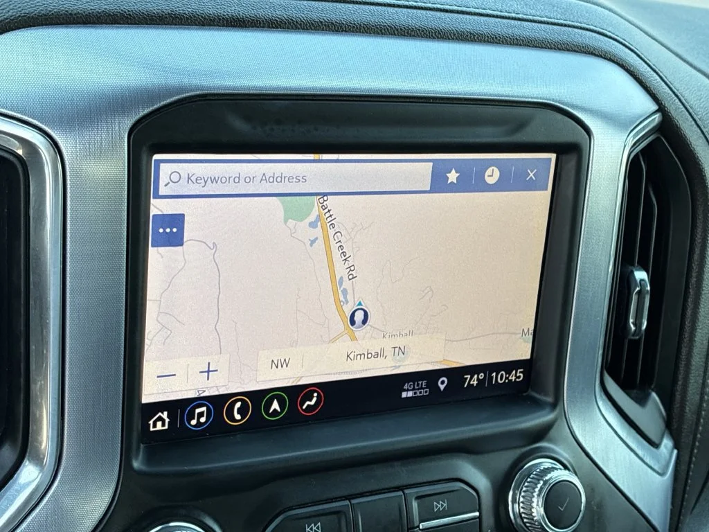 Used 2019 DARK SKY METALLIC GMC SLT image 24