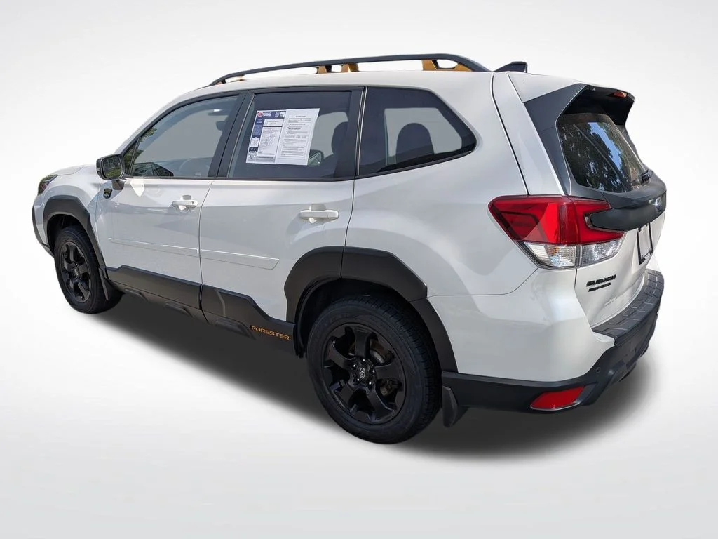 Used 2024 White Subaru Wilderness image 6