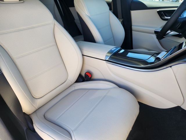 Used 2026 Polar White Mercedes-Benz GLC 300 image 15