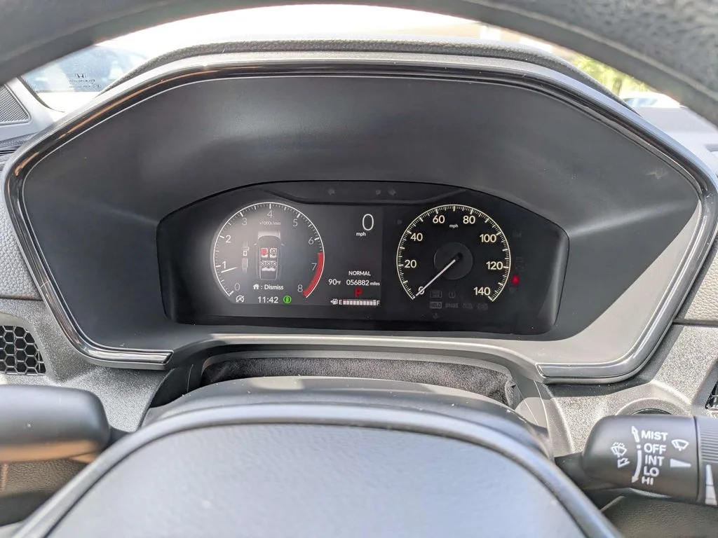 Used 2024  Honda EX image 26