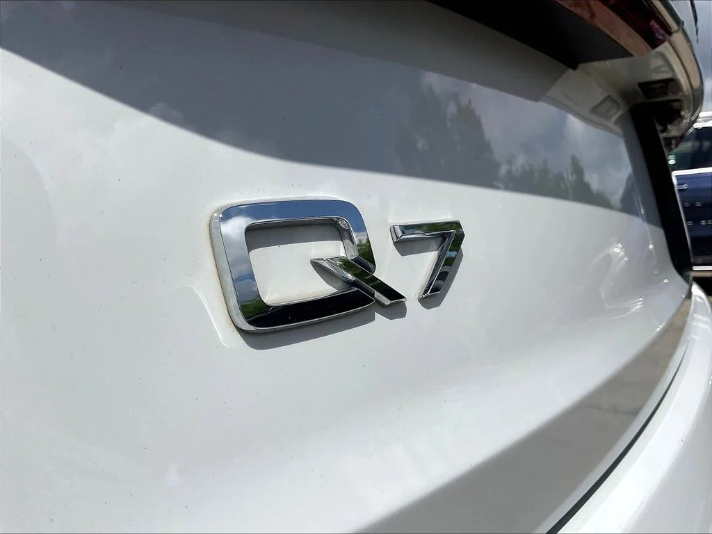 Used 2023 Glacier White Audi 55 Premium Plus image 24