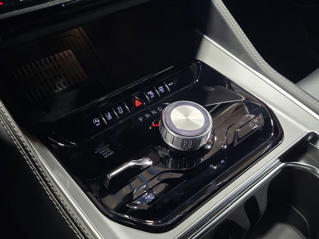 New 2026 High Gloss Black Jeep  image 30
