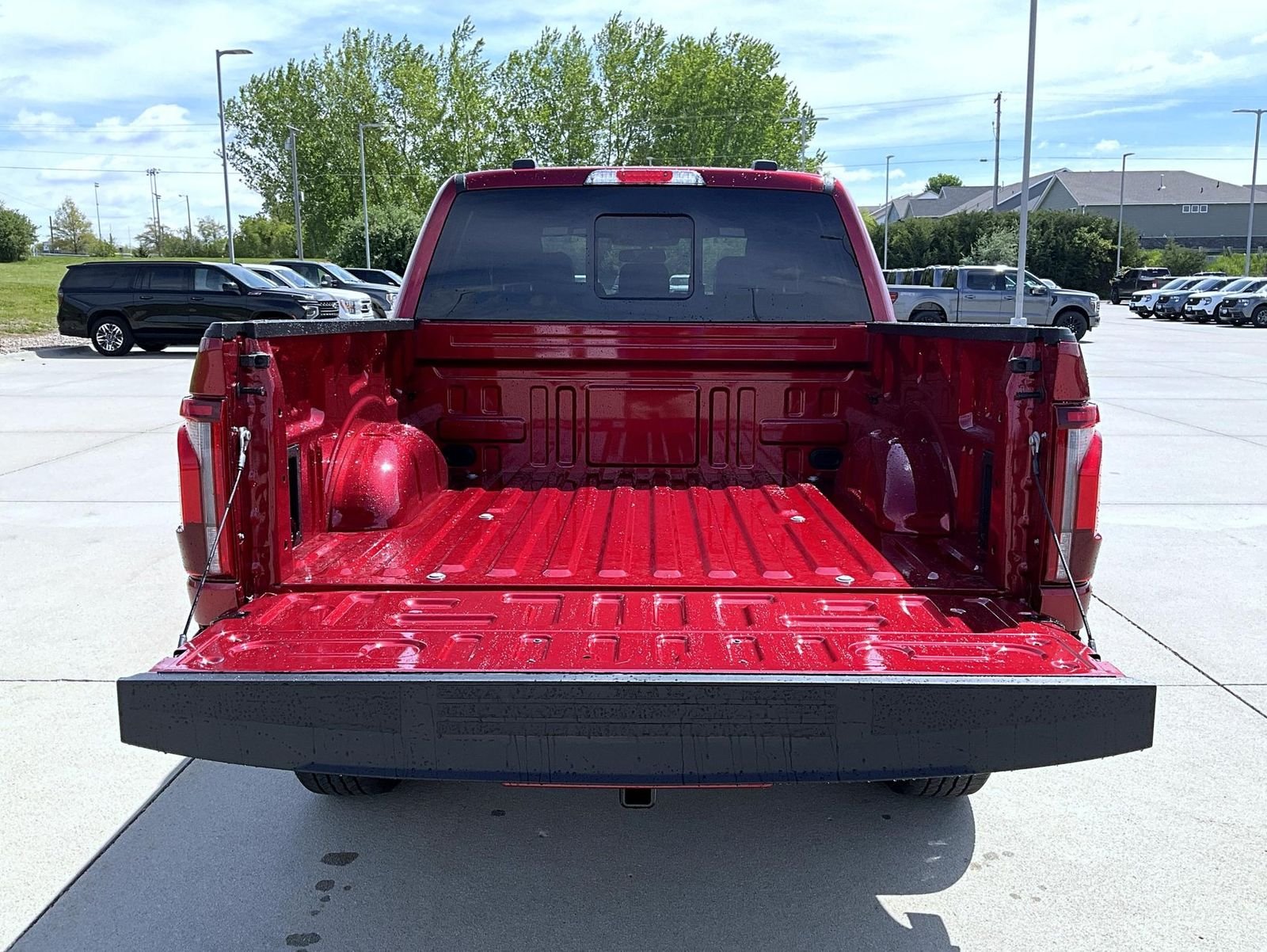 New 2026 Ruby Red Metallic Tinted Clearcoat Ford Lariat image 15