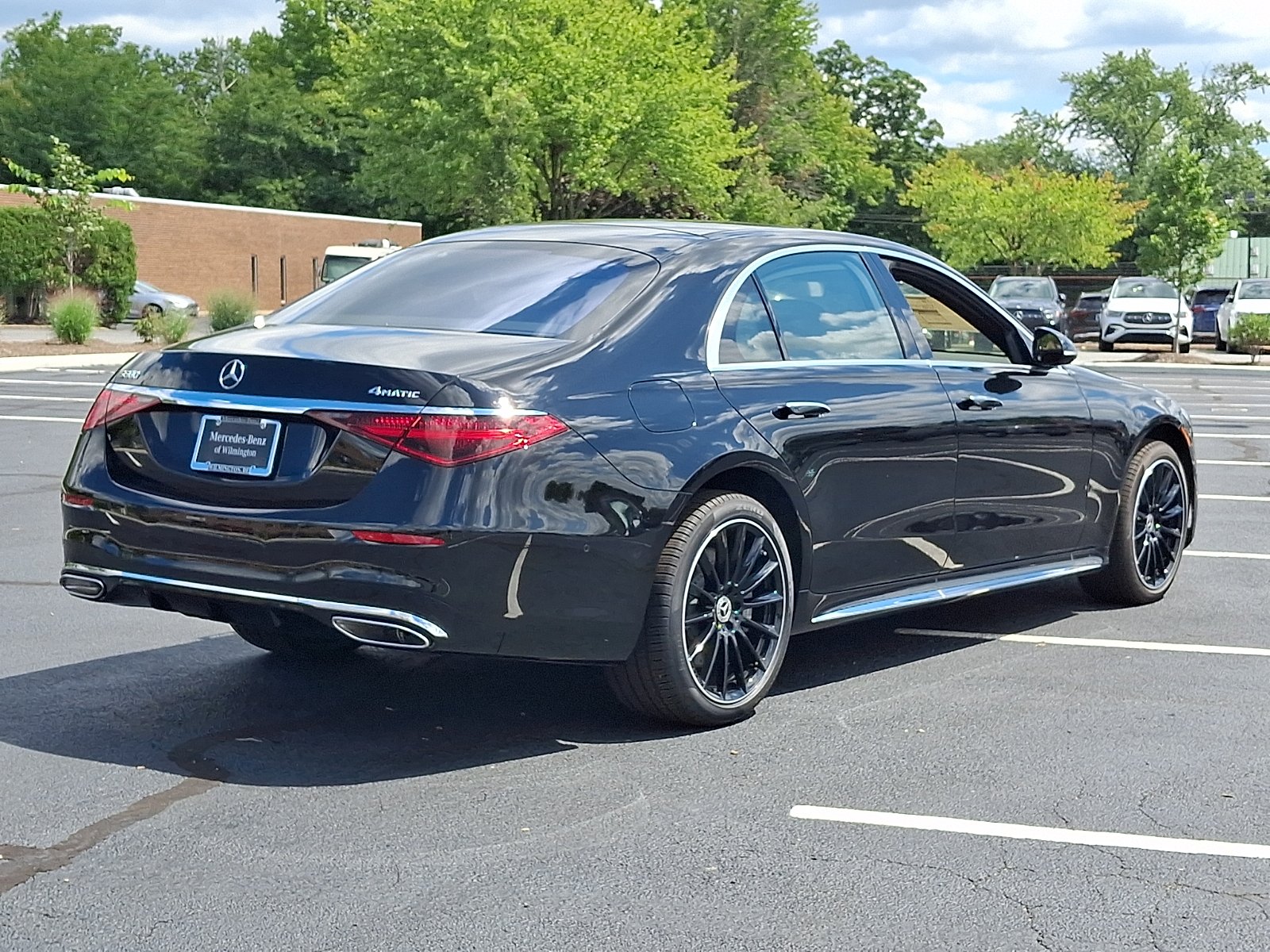New 2026 Obsidian Black Metallic Mercedes-Benz S 580 image 6