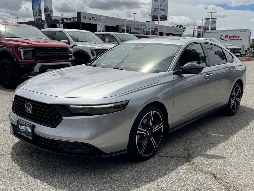 Used 2026  Honda SE image 3
