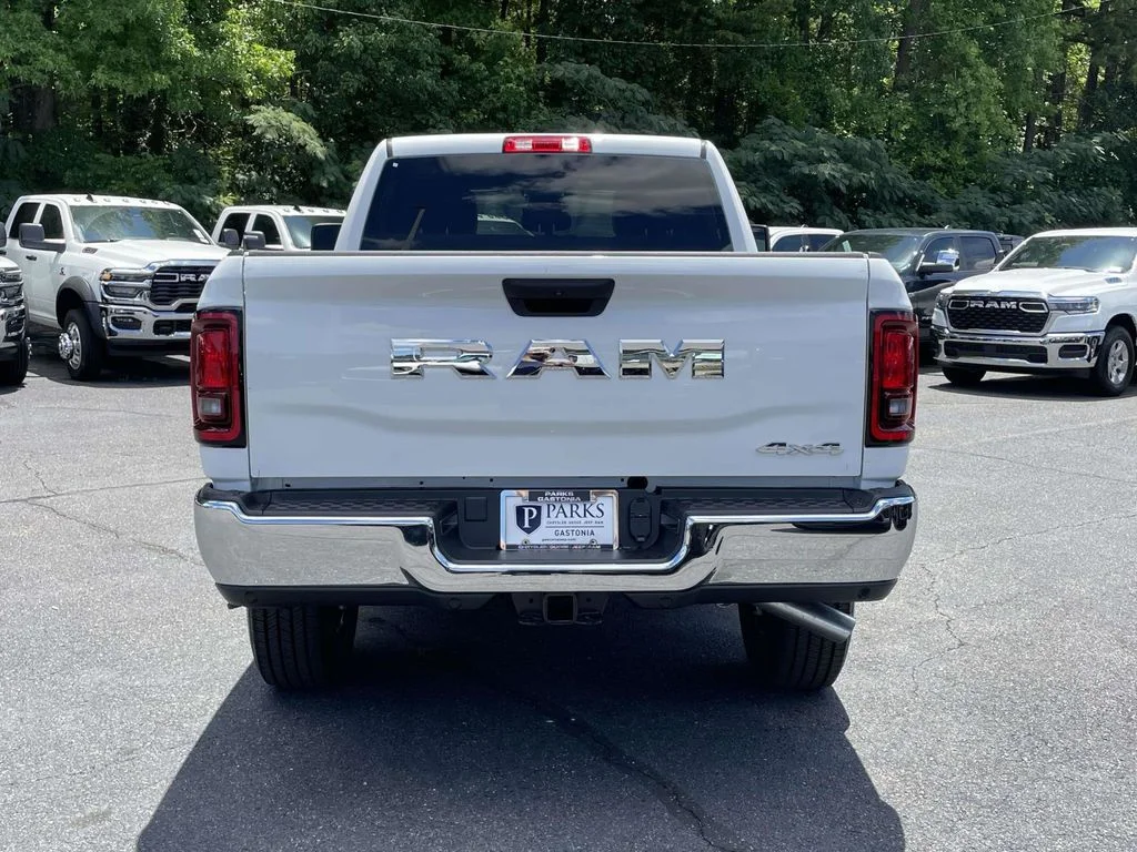 New 2026 Bright White Clear-Coat Exterior Paint RAM Tradesman image 7
