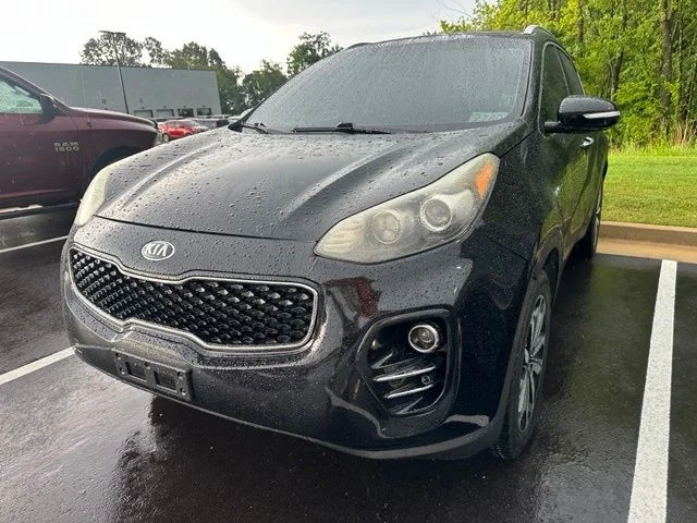 Used 2017 Red Kia EX image 2