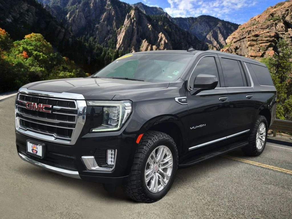 Used 2023 Black GMC SLT image 5