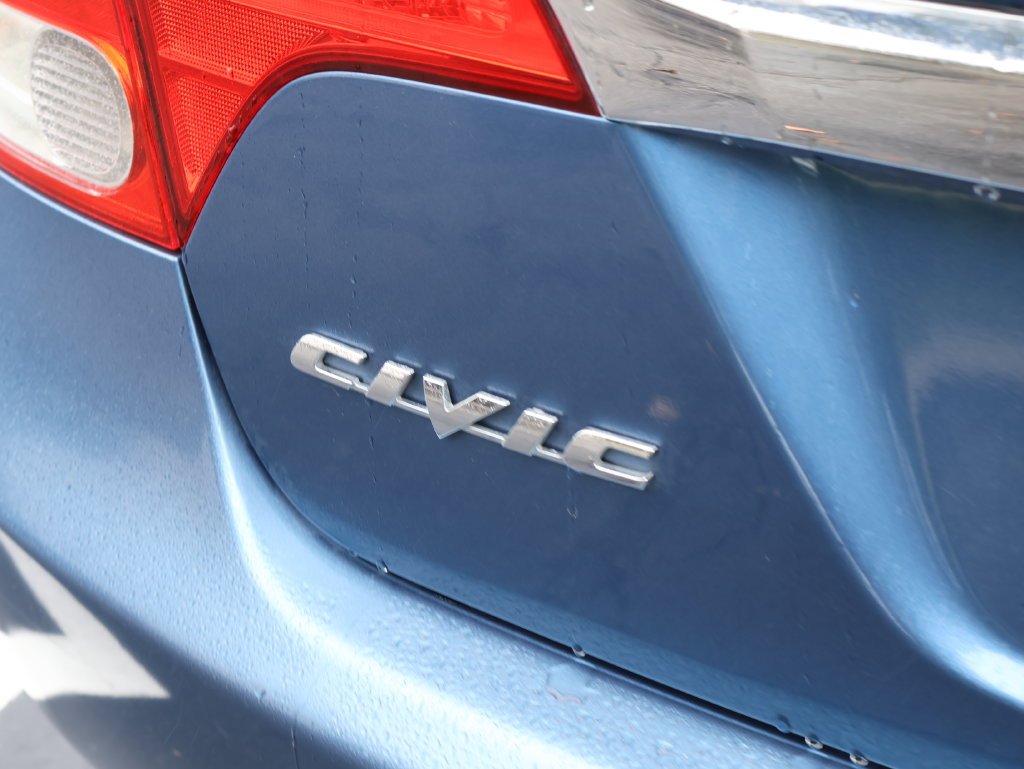 Used 2010  Honda LX image 8