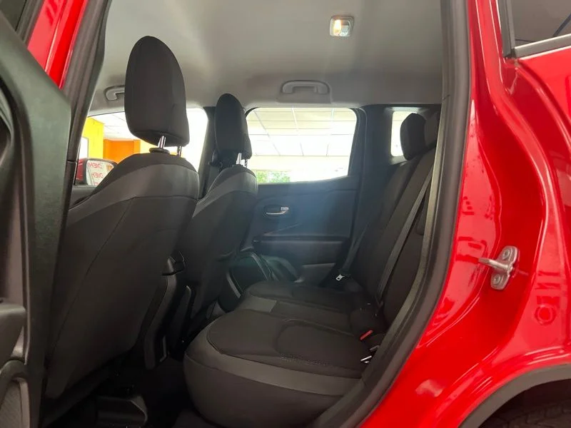 Used 2023 Red Jeep Latitude image 15