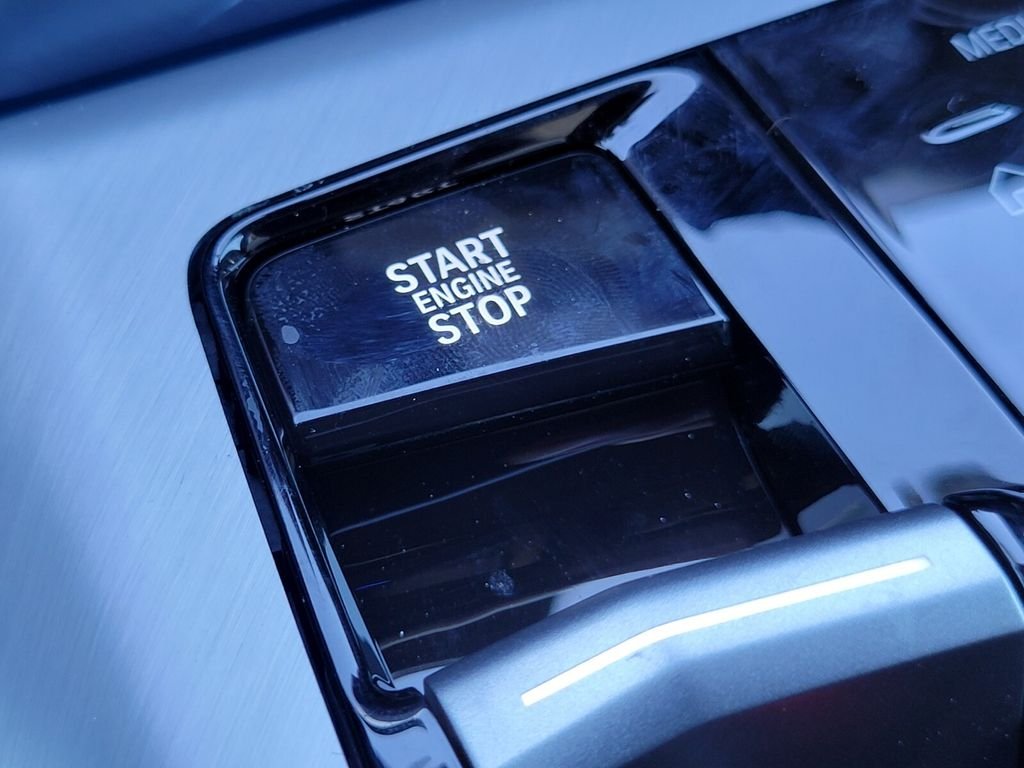 2025 BMW X3 30 - Photo 25