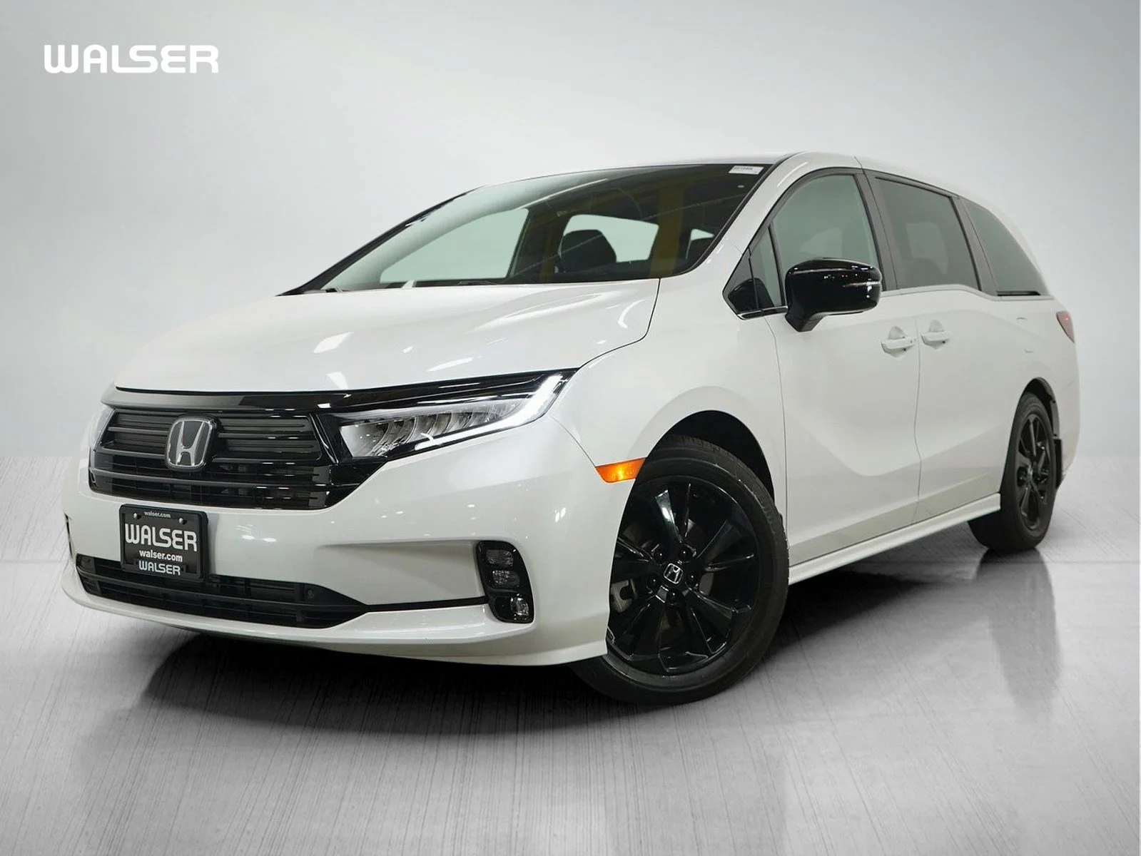 2023 Honda Odyssey SPORT's photo
