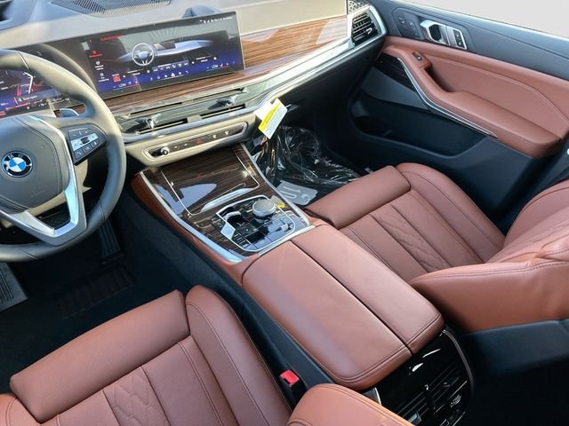 New 2026 Black BMW xDrive50e image 18
