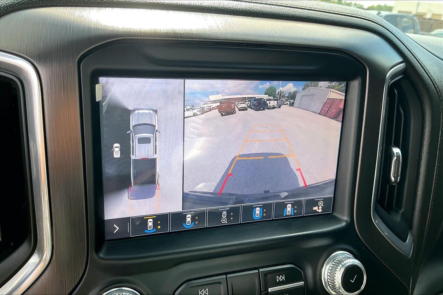 Used 2019 Dark Sky Metallic GMC AT4 image 26