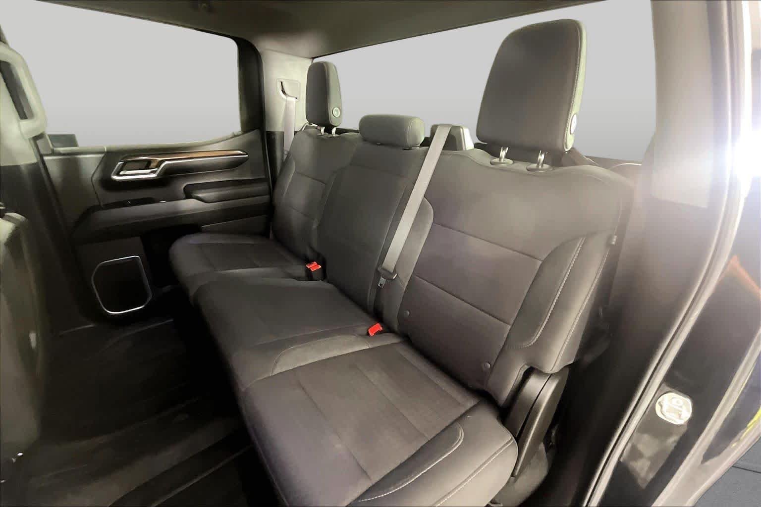 Used 2024 Black Chevrolet LT image 18