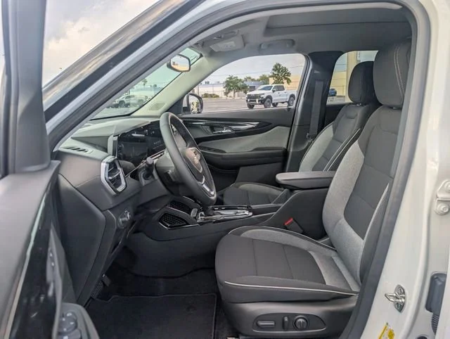 New 2026 Summit White Chevrolet LT image 5