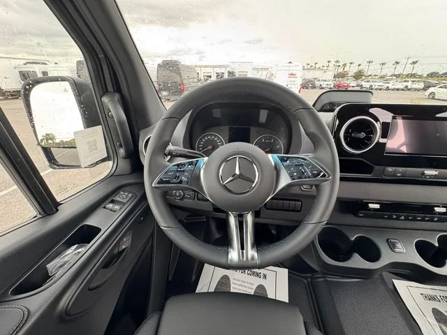 New 2026  Mercedes-Benz Passenger 170 WB image 22