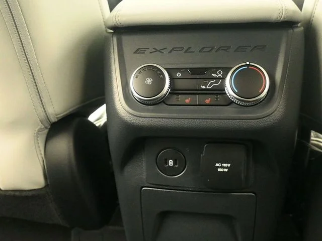 New 2026 Gray Ford Platinum image 19