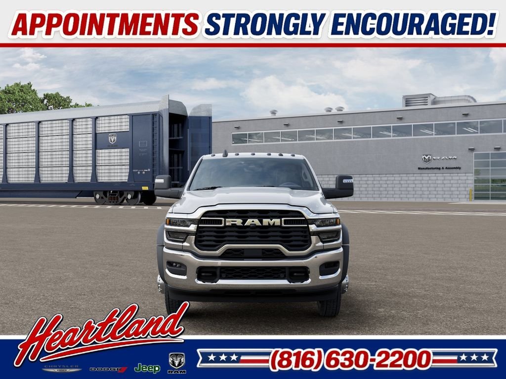 New 2026 Bright White Clear-Coat Exterior Paint RAM Tradesman image 6