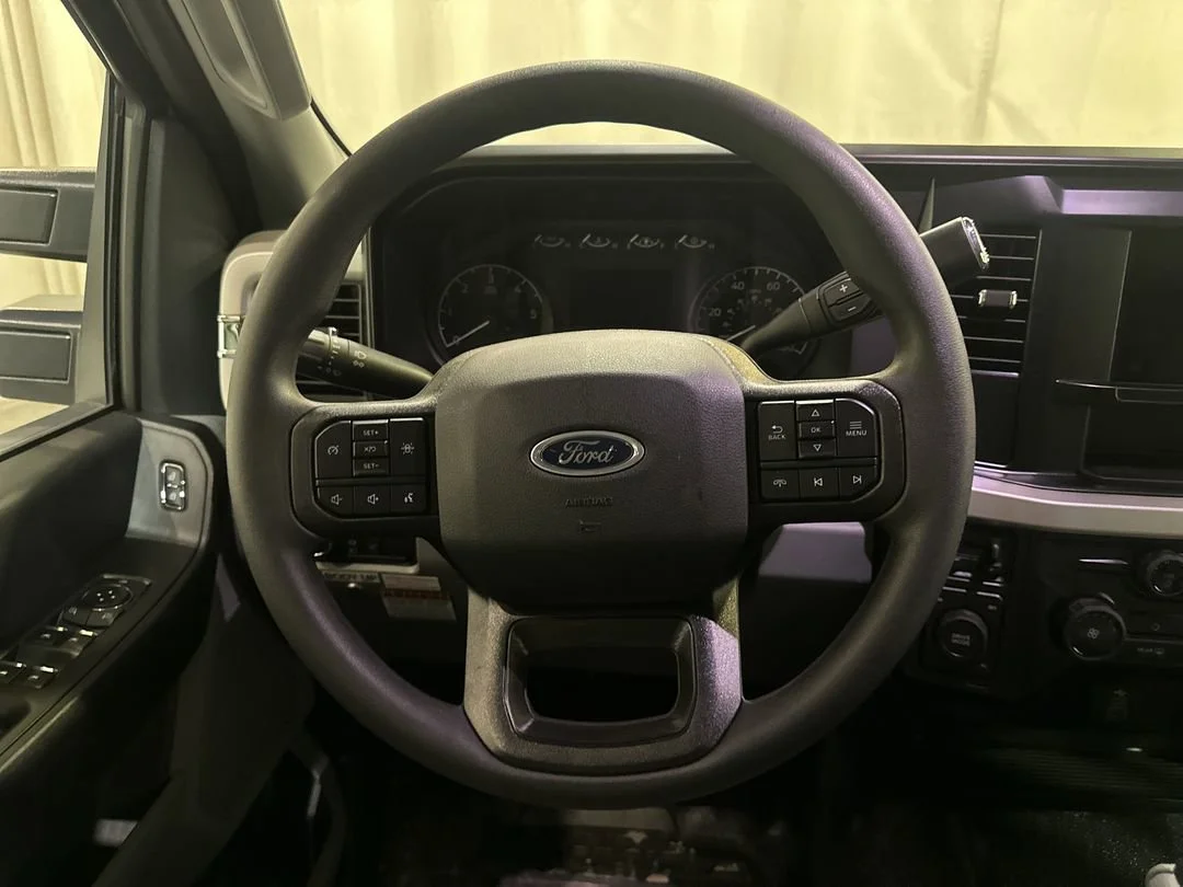 New 2026 Oxford White Ford F-350® XL image 15