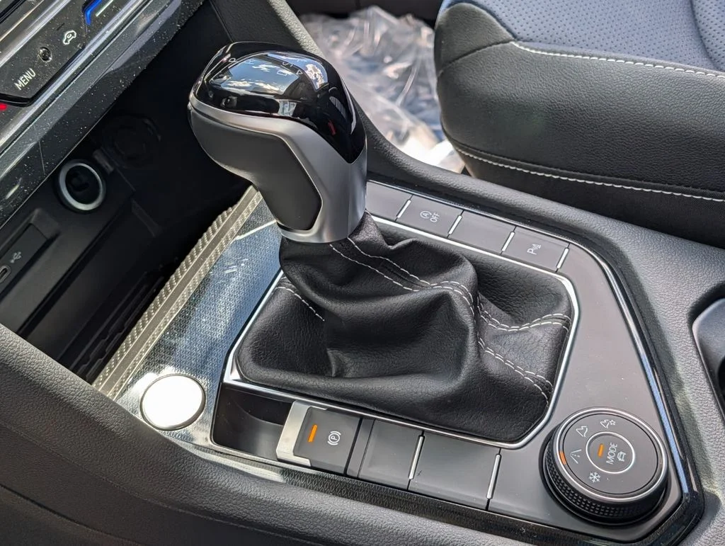 New 2026 Gray Volkswagen 1.5T SEL image 25