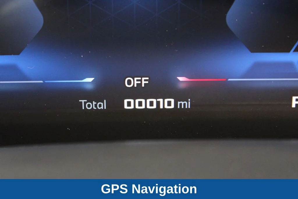 Used 2025 Blue Metallic BMW M60i image 13