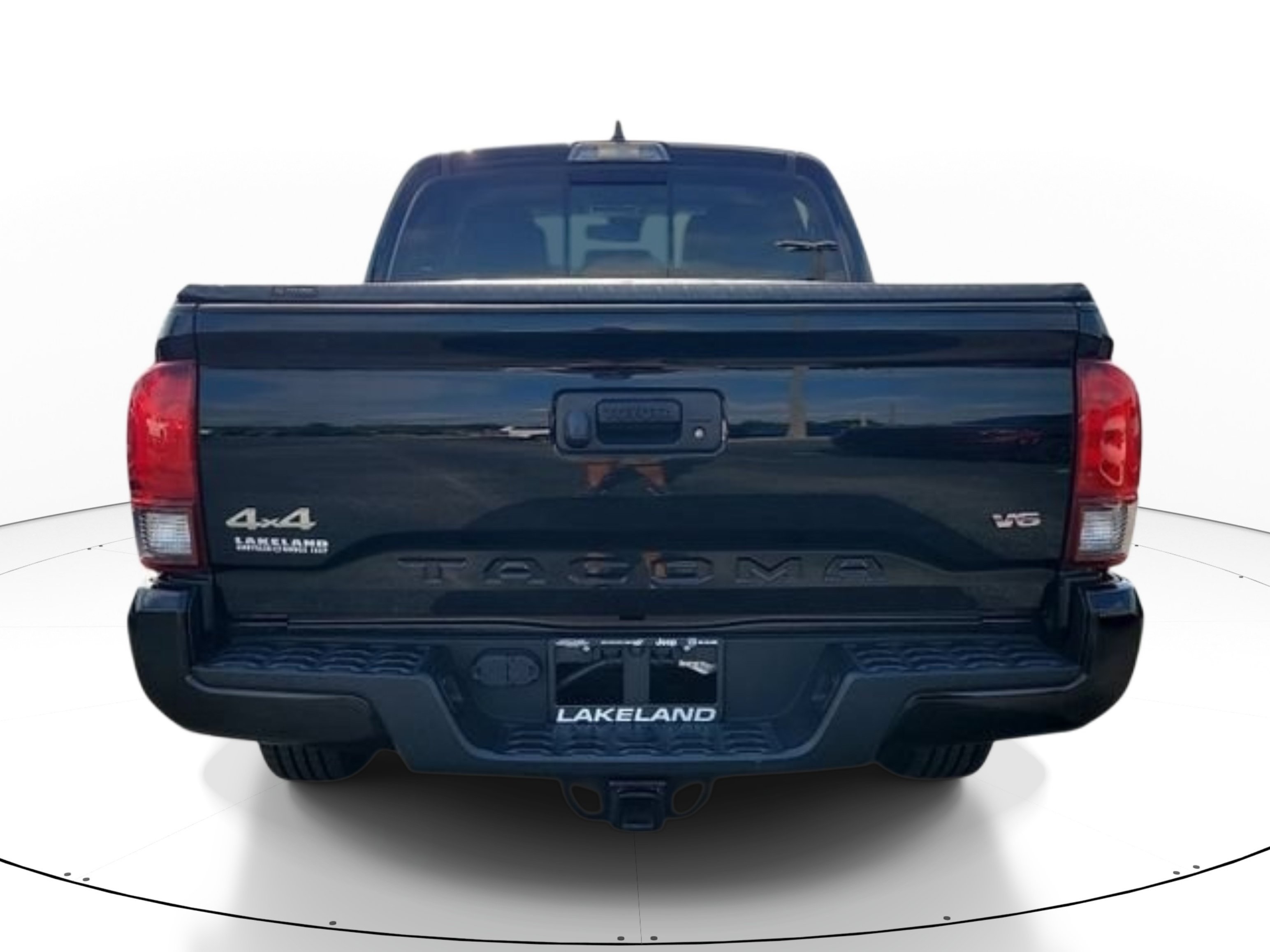 Used 2023 Black Toyota SR5 image 5