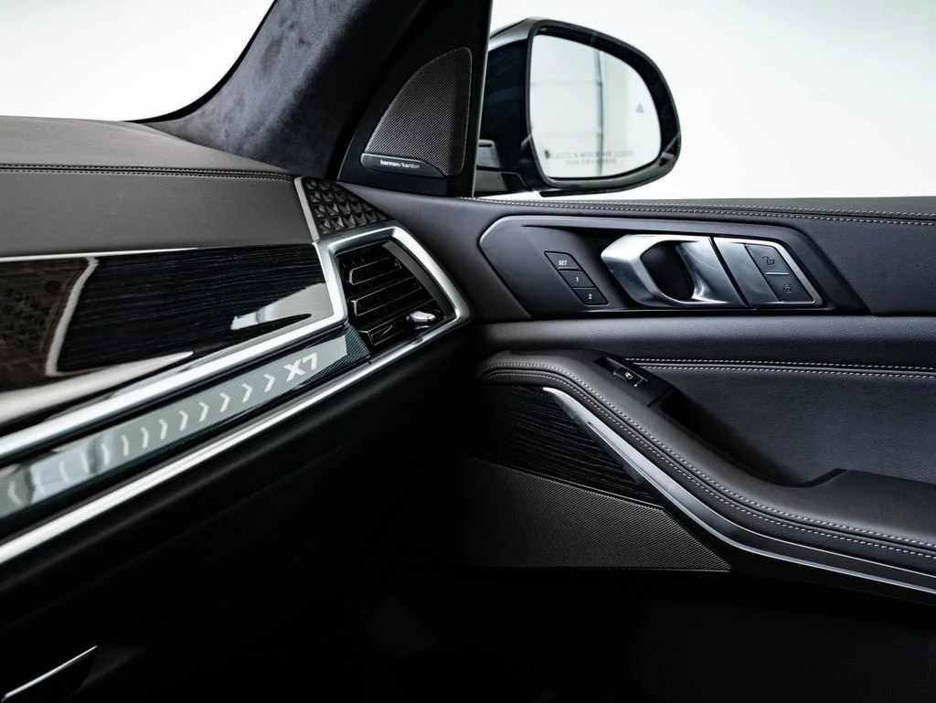 New 2027 Black Sapphire Metallic BMW xDrive40i image 42
