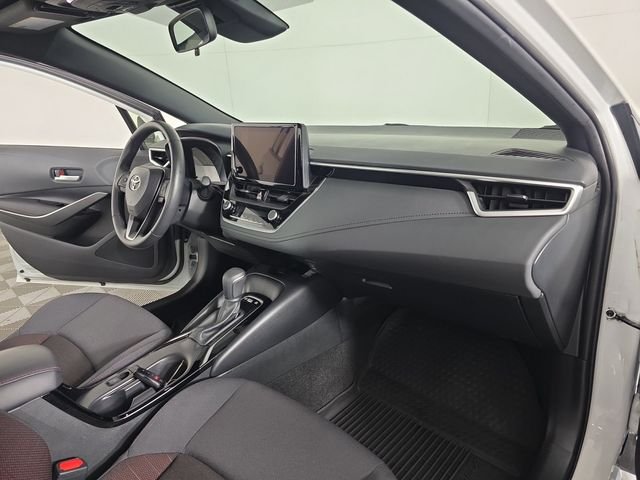 Used 2024 Pearl Toyota SE image 27