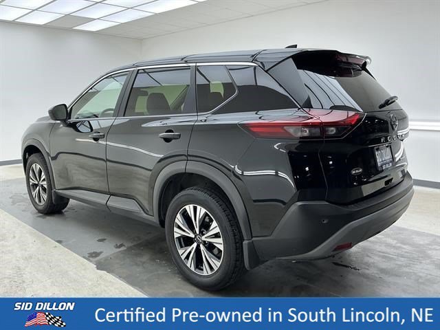 Used 2023 Super Black Nissan SV image 6