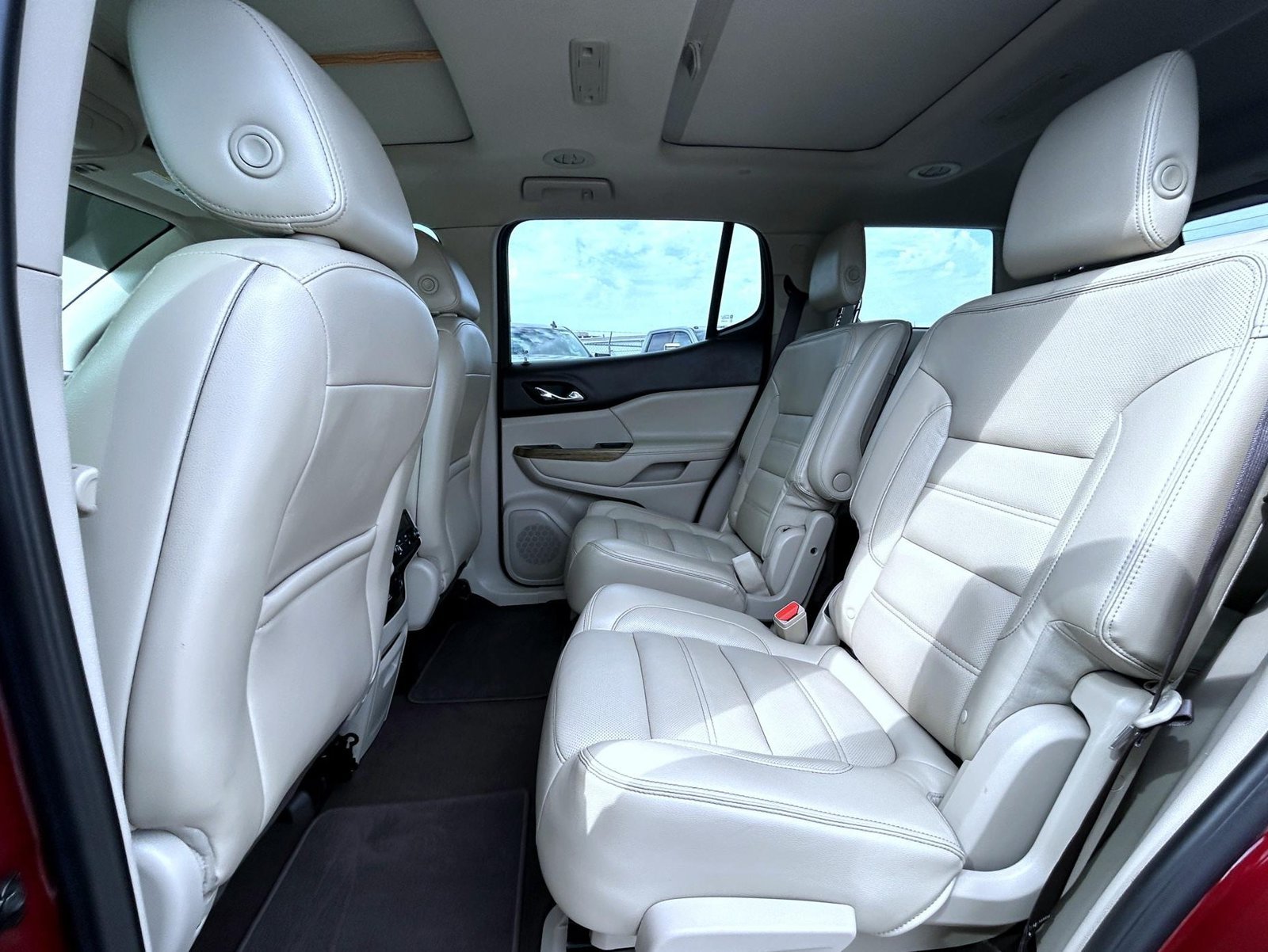 Used 2018 Red GMC Denali image 22