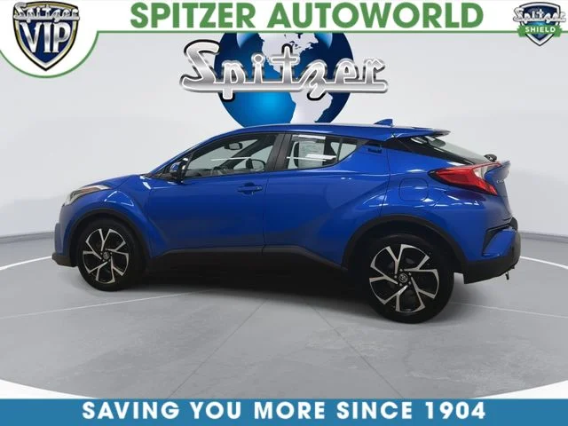 Used 2018 Blue Toyota XLE image 7