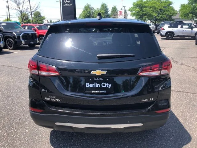 Used 2023 Mosaic Black Metallic Chevrolet LT image 4