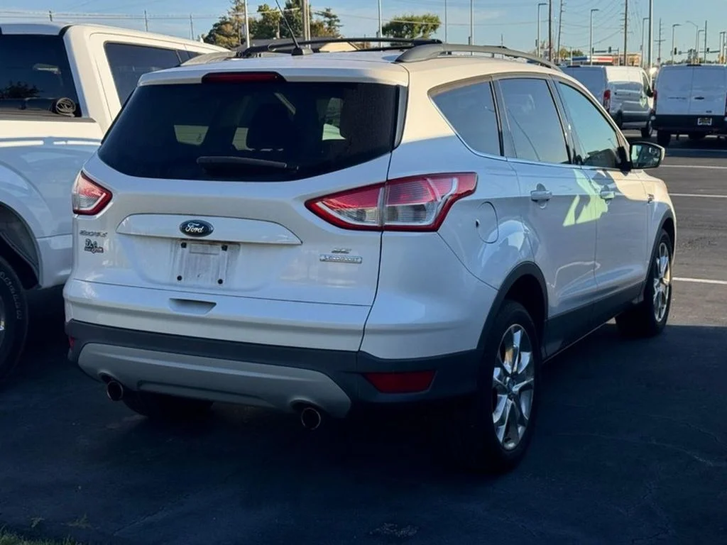 Used 2013 White Platinum Tri-Coat Ford SE image 3