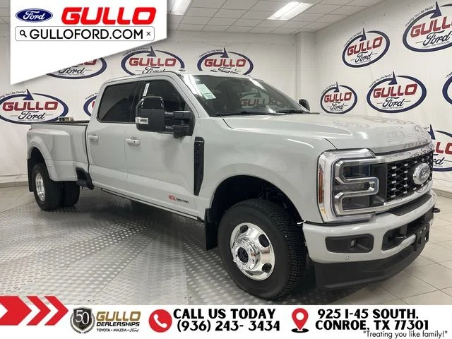 New 2026 Ford F-350SD Platinum DRW