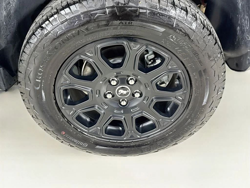 Used 2025 Black Ford Badlands image 38