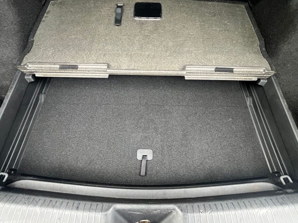 Used 2021 Gray Volkswagen Pro S image 27