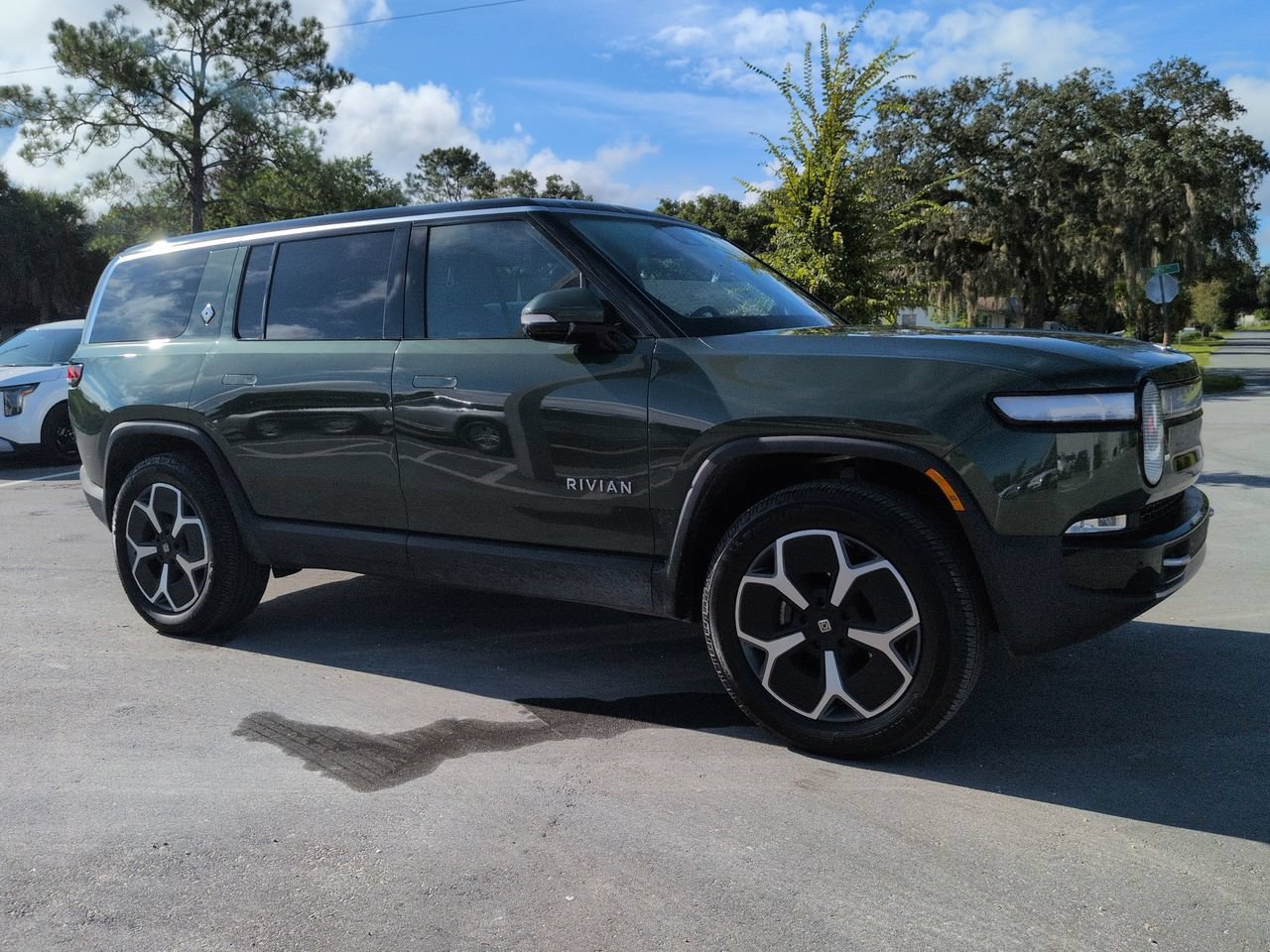Used 2024 Rivian R1S Adventure with VIN 7PDSGBBA1RN037234 for sale in Longwood, FL