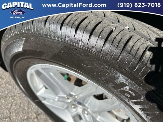 Used 2025 Gray Ford Active image 13