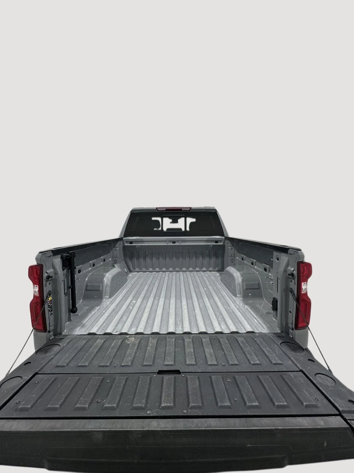 Used 2025 Slate Gray Metallic Chevrolet RST image 24