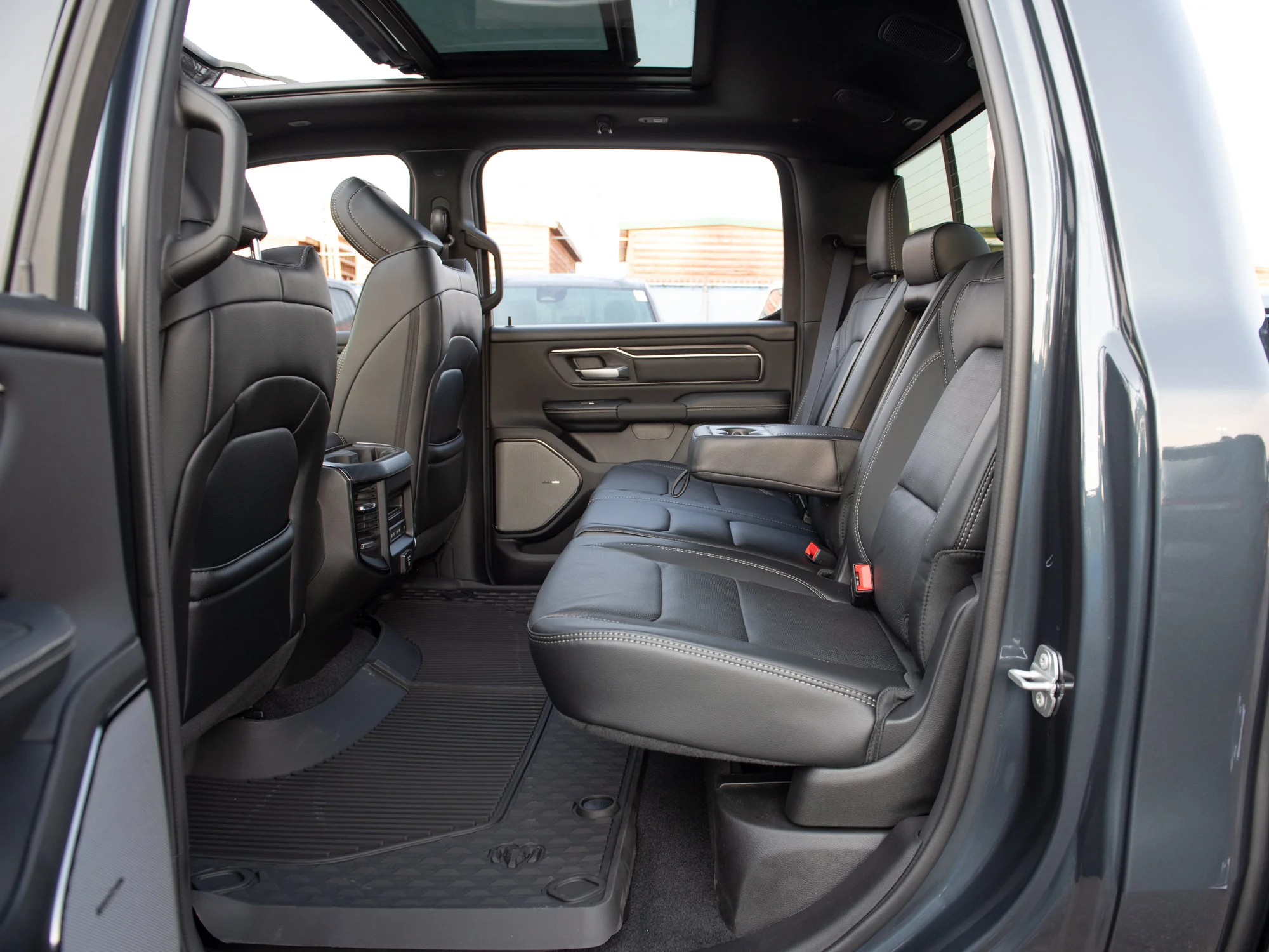 New 2026 Blue RAM Rebel* Crew Cab 4x4, Level 2 Equip Group, Panoramic Sunroof, 33 Inch A/T Tires image 30
