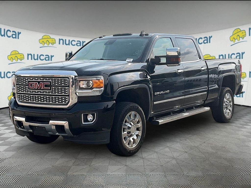 Used 2019 Black GMC Denali image 2