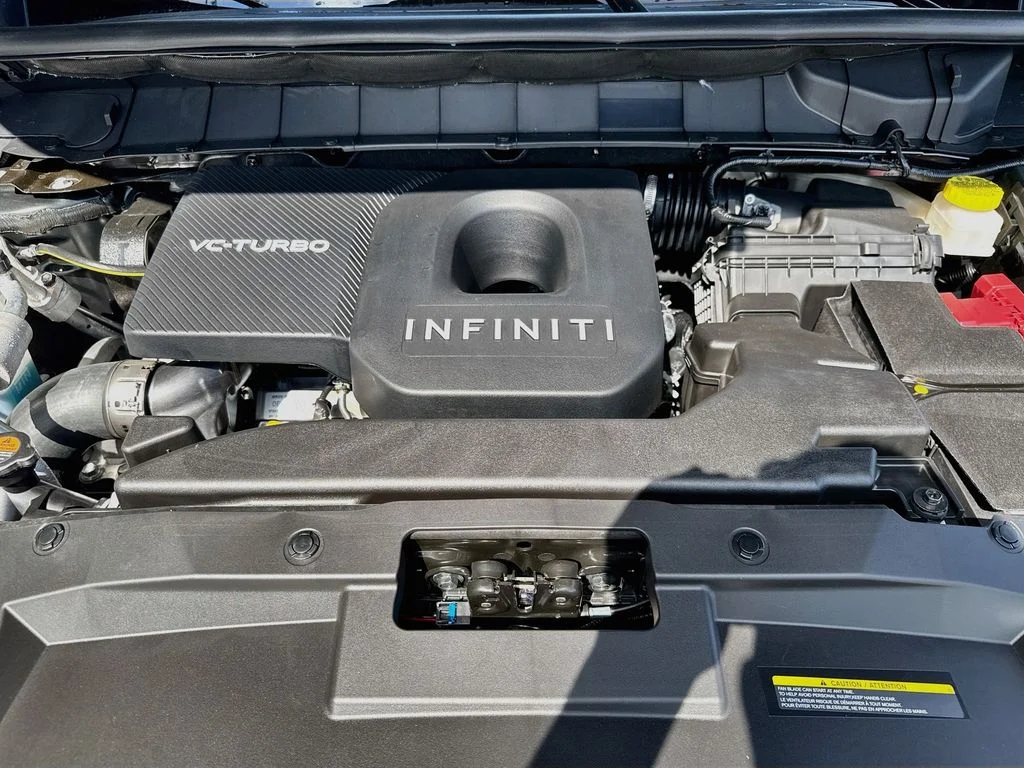 New 2027 DEEP EMERALD INFINITI Luxe FWD image 33